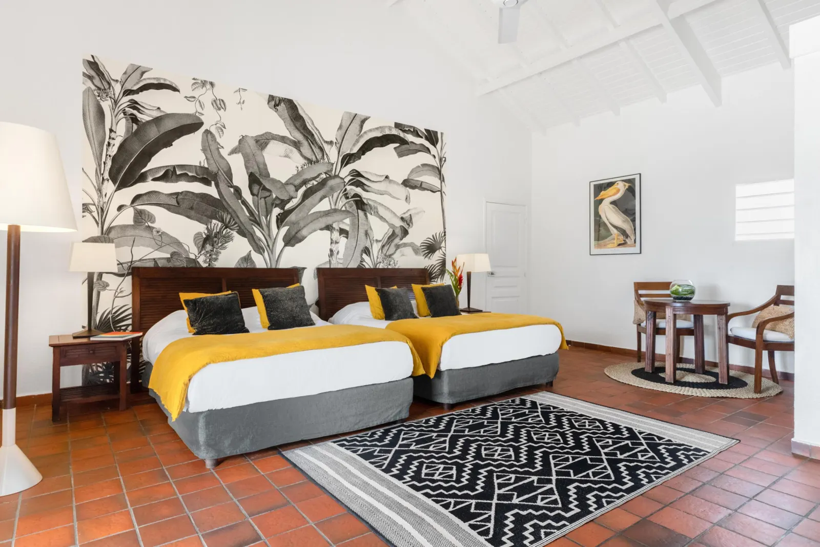 Deluxe room with king-size bed at Hotel Esmeralda Resort