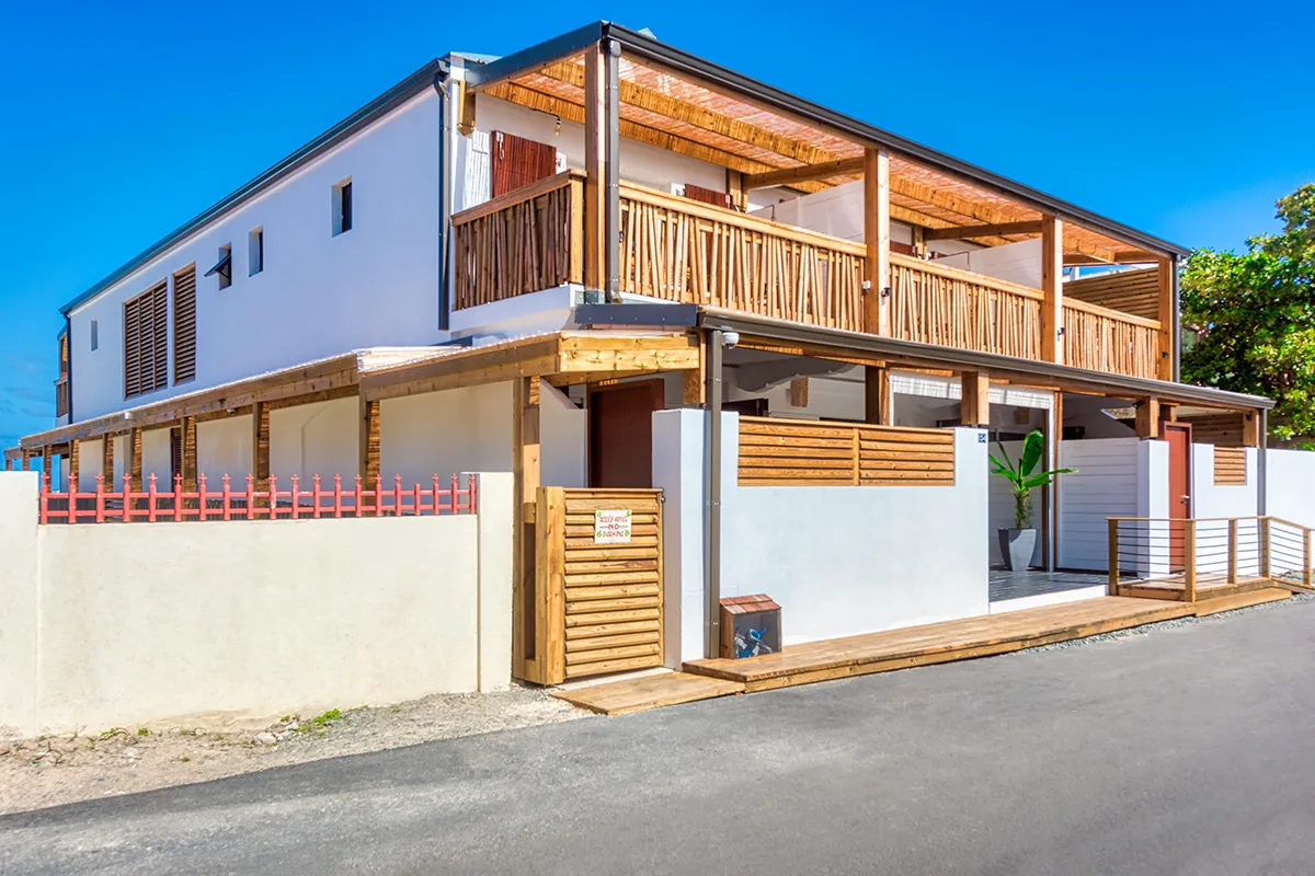 Light wood facade of LOVE Boutique-Hotel