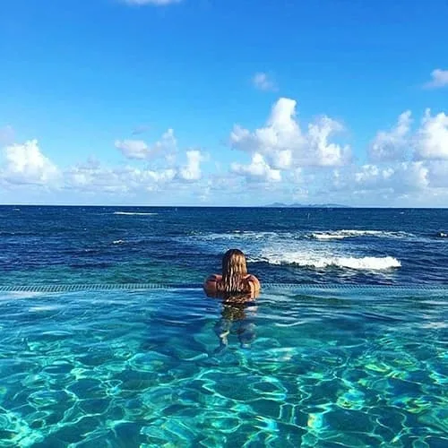 Infinity Pool overlooking the sea at Oyster Bay Beach Resort