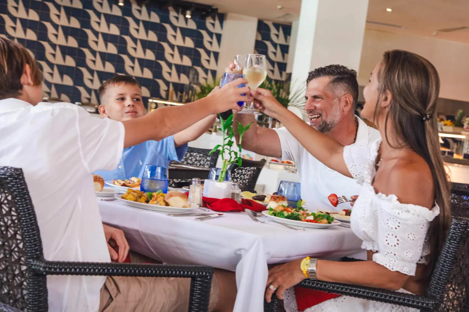 Ocean Terrace restaurant at Sonesta Maho Beach Resort