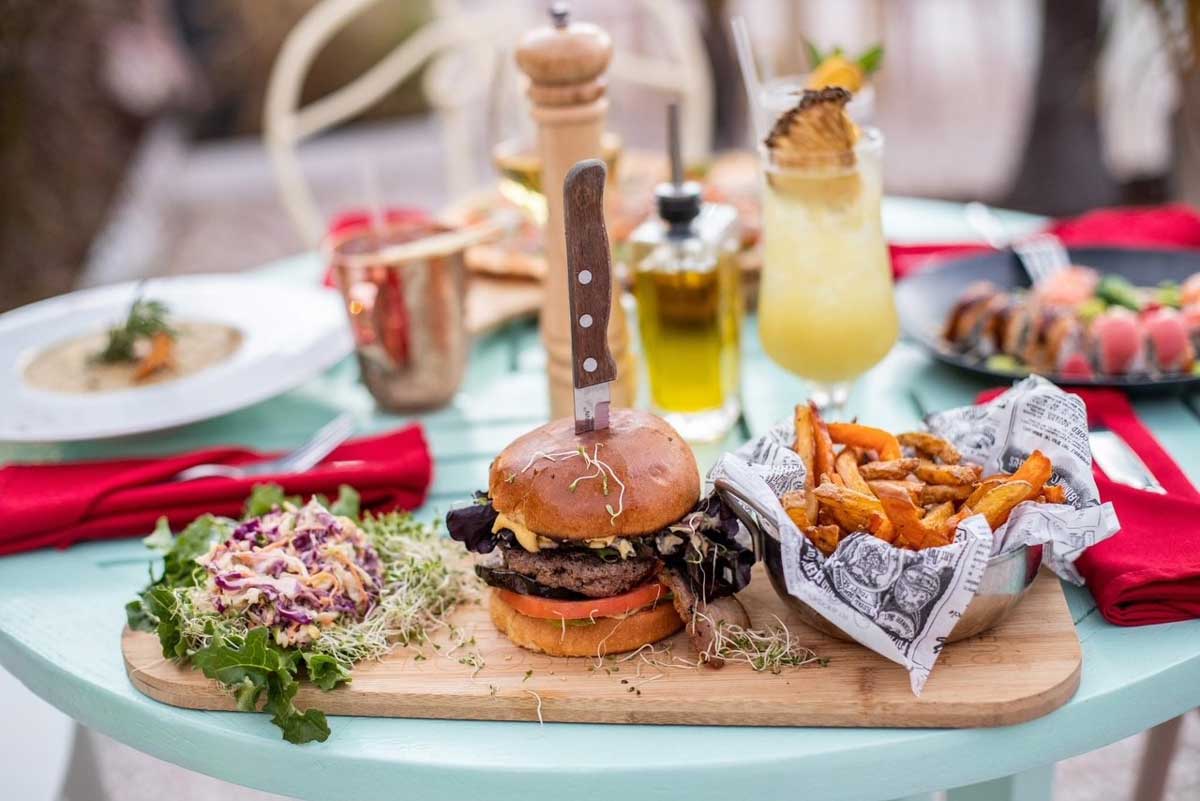 District 721 - Dancefloor and DJ booth