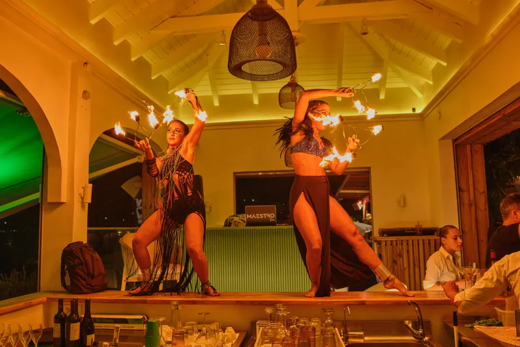 JAVA SXM - Cocktail bar and Mediterranean atmosphere