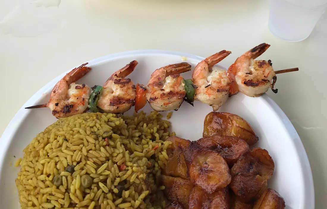 Lolo's Ribs Shack - Creole plate with ribs, shrimp, rice and plantains