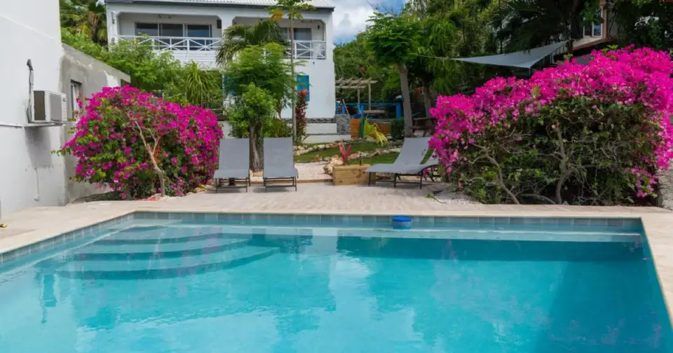 Blue Sail Apartments, Simpson Bay