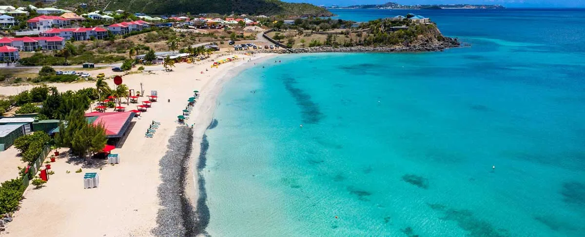 Panoramic view of Friar's Bay Beach in Saint-Martin