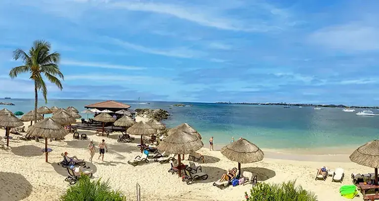 Coco Beach Bar at Simpson Bay Resort, Marina & Spa